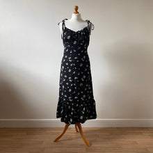 Load image into Gallery viewer, Mia